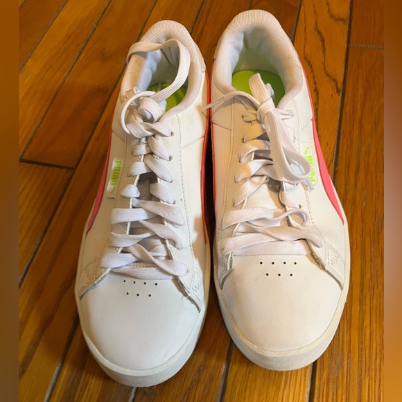 Puma shoes - Picture 2 of 5